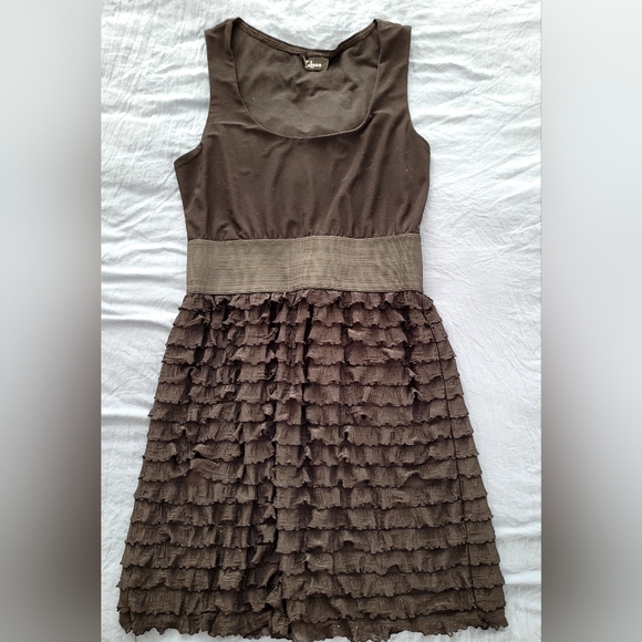 Cute Taboo Brand Black Dress with Ruffled Skirt. Sz 8 - Picture 3 of 13